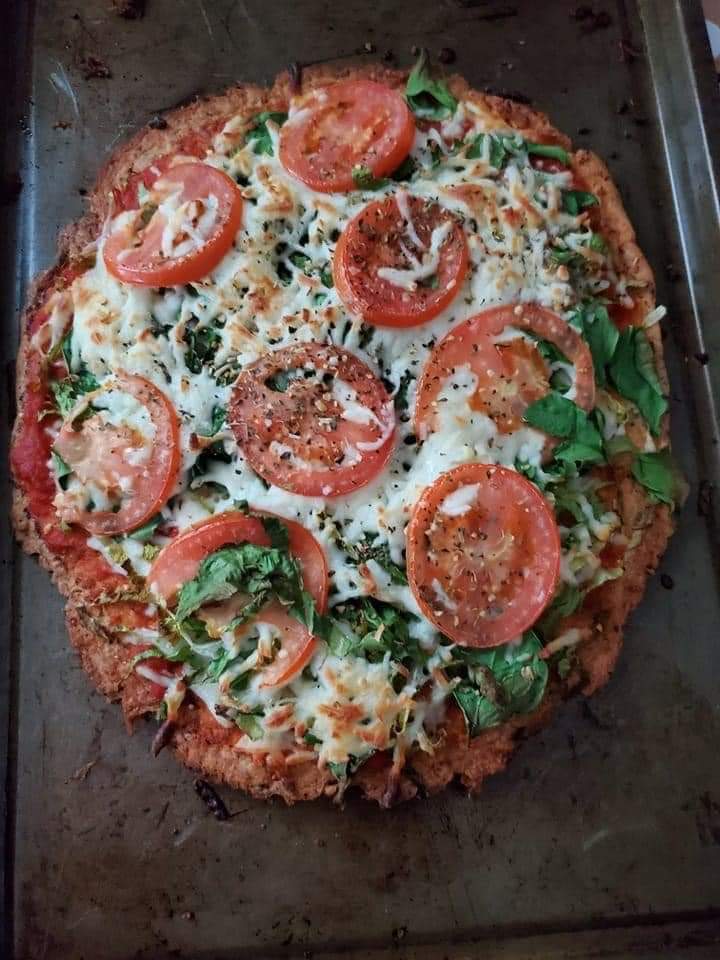 Chicken Crust Margherita&nbsp;Pizza