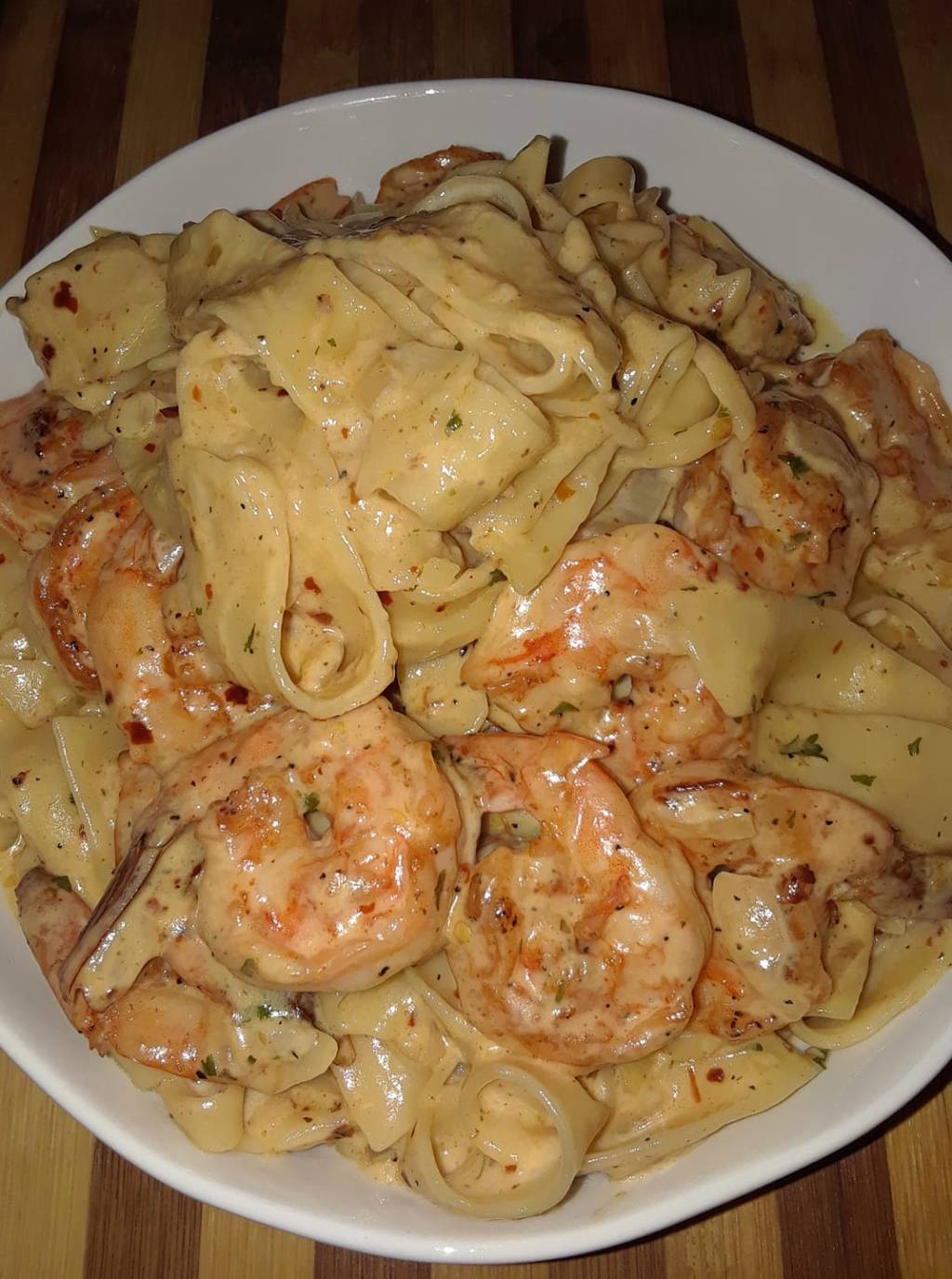 Creamy Shrimp Fettuccine Pasta With Homemade Alfredo&nbsp;Sauce