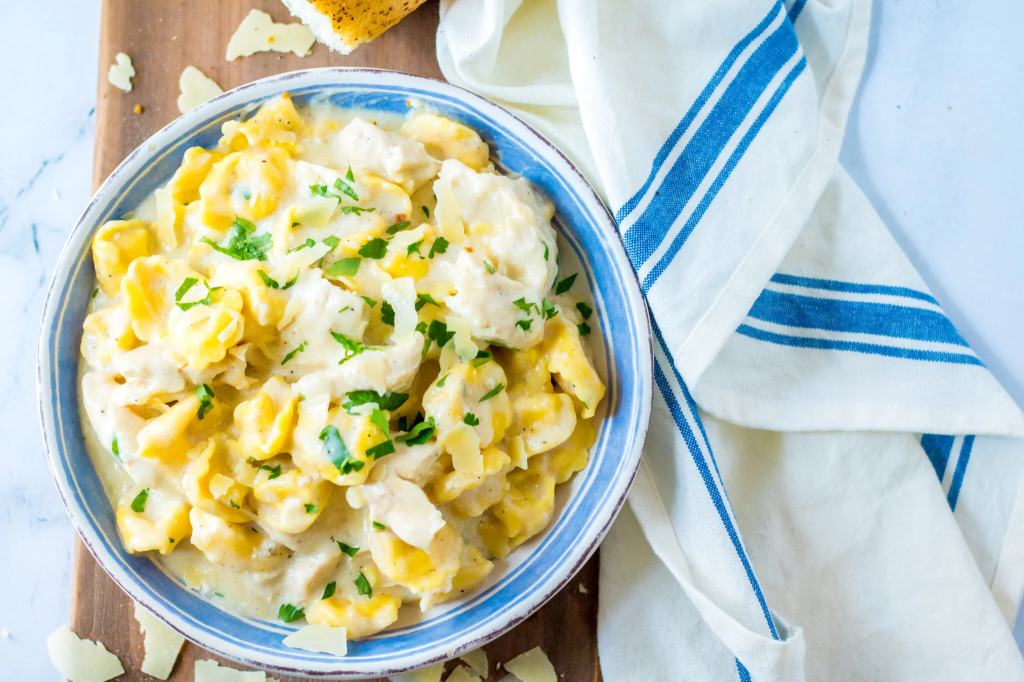 Slow Cooker Chicken Tortellini