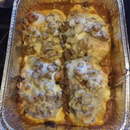 SMOTHERED CHICKEN