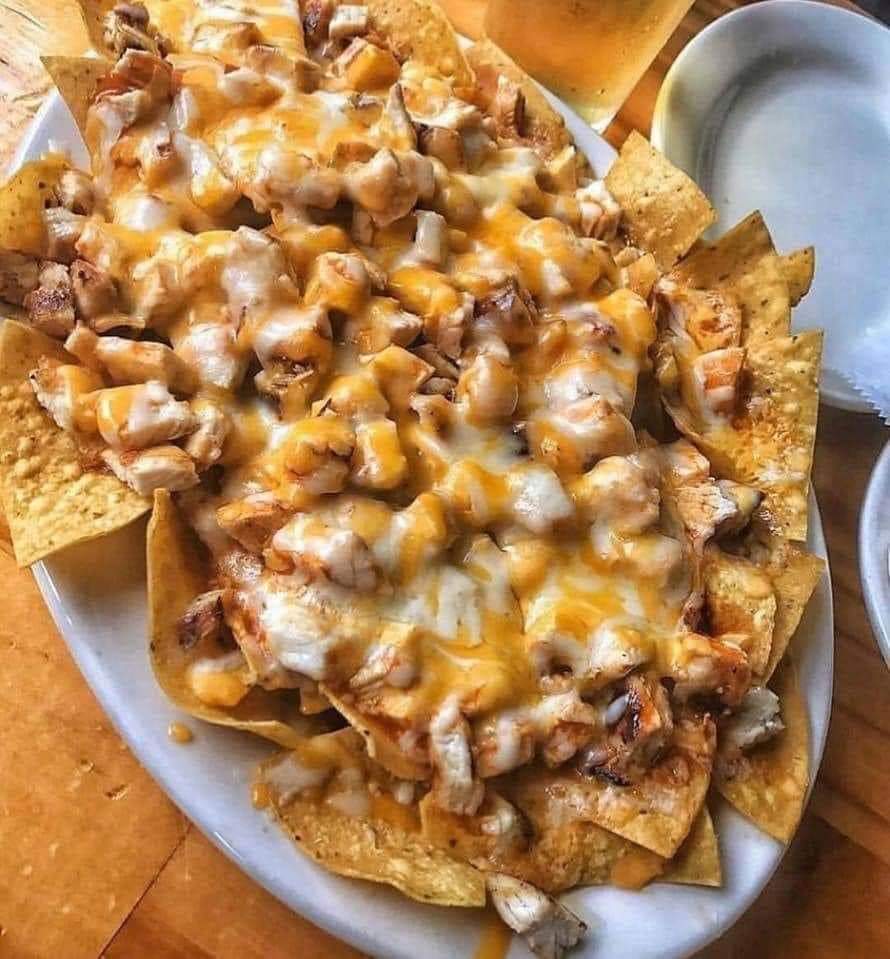 Easy Chicken Nachos